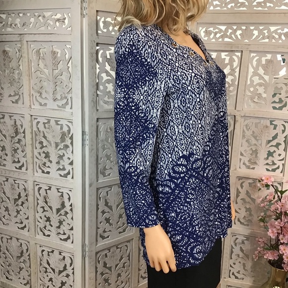 Lavanya Blue Embellished Long Sleeve Top Large - Picture 4 of 6
